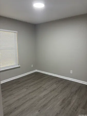 $1,525 | 6547 Luckey Square, San Antonio, TX 78252