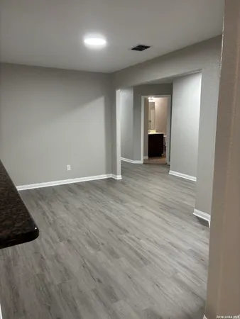 $1,525 | 6547 Luckey Square, San Antonio, TX 78252