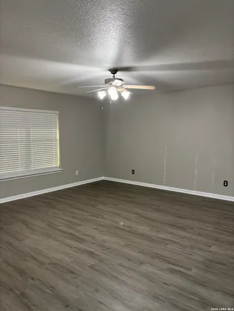 $1,525 | 6547 Luckey Square, San Antonio, TX 78252