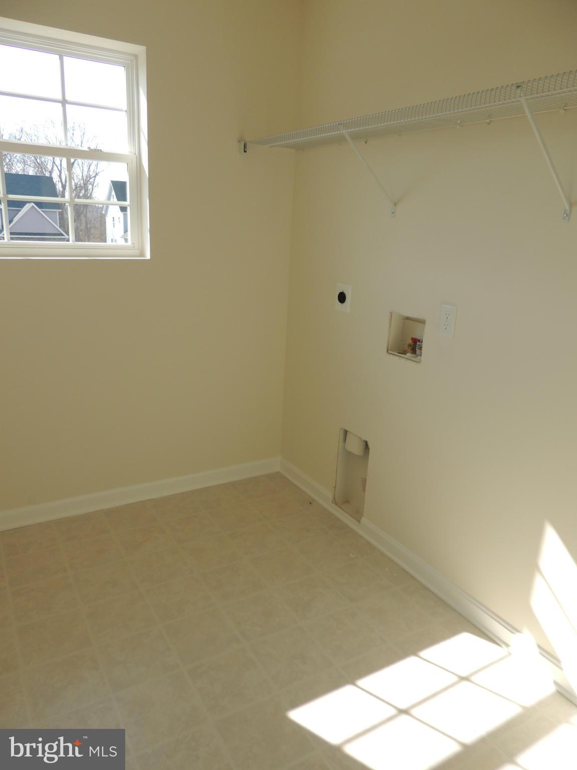6126 Owings Beach Road Deale, MD 20751 - Photo 13 of 30 Laundry Room - Bedroom level