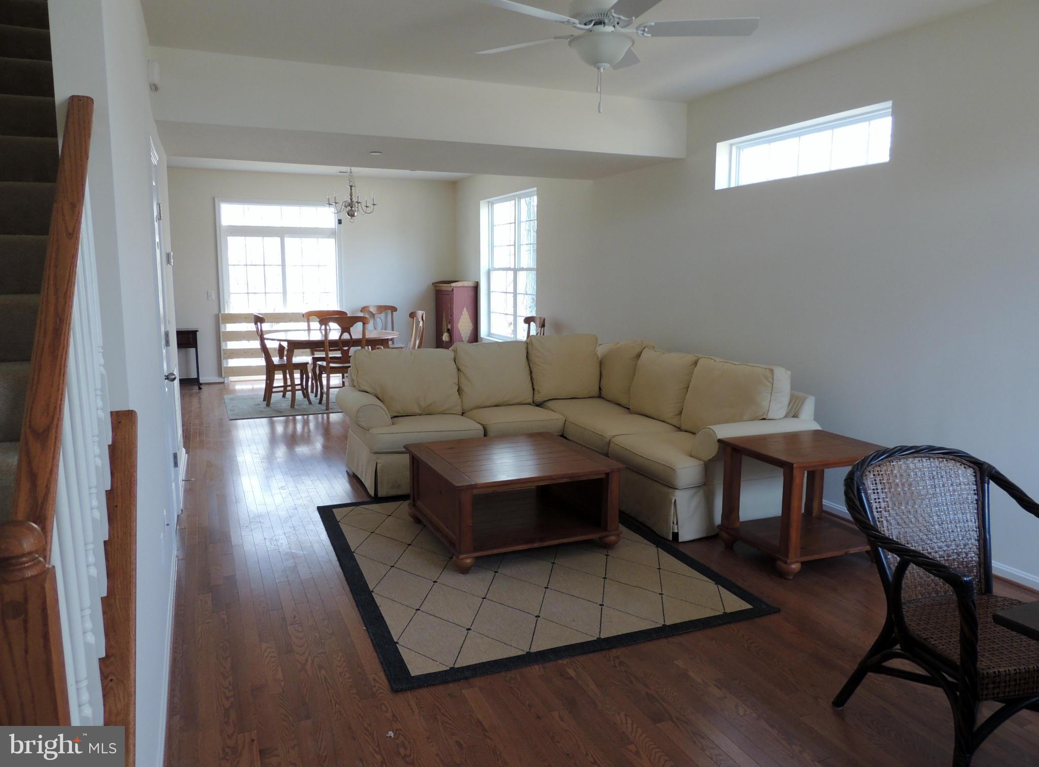 6126 Owings Beach Road Deale, MD 20751 - Photo 3 of 30 Interior (General)