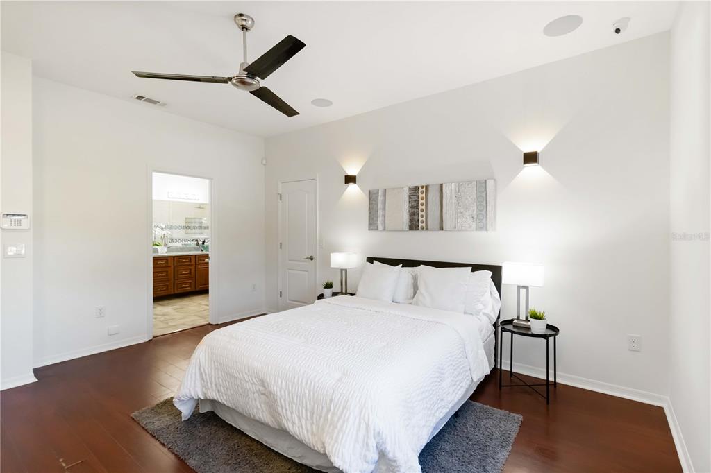 4223 Balmoral Way Sarasota, FL 34238 - Photo 26 of 72