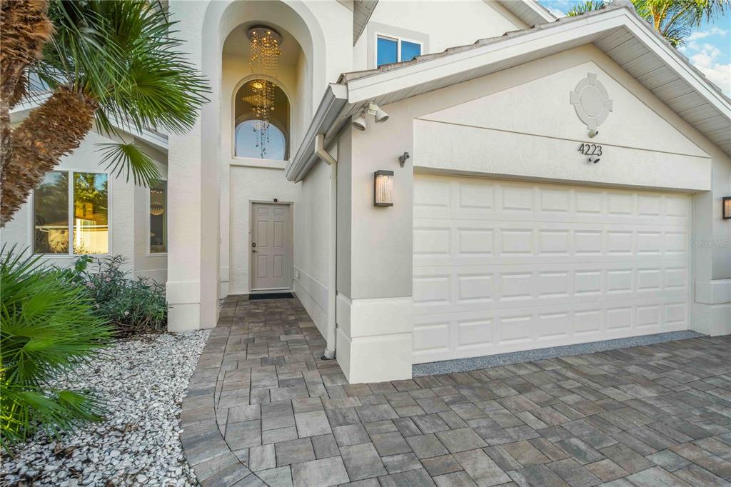4223 Balmoral Way Sarasota, FL 34238 - Photo 5 of 72