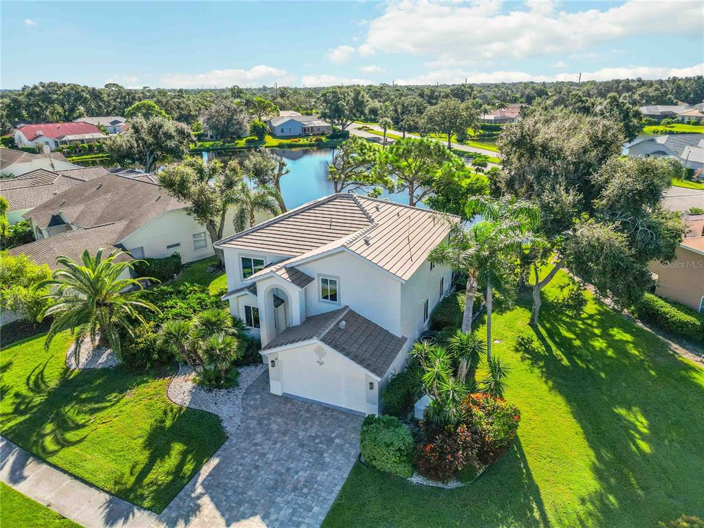 4223 Balmoral Way Sarasota, FL 34238 - Photo 54 of 72 an aerial view of a house with a garden