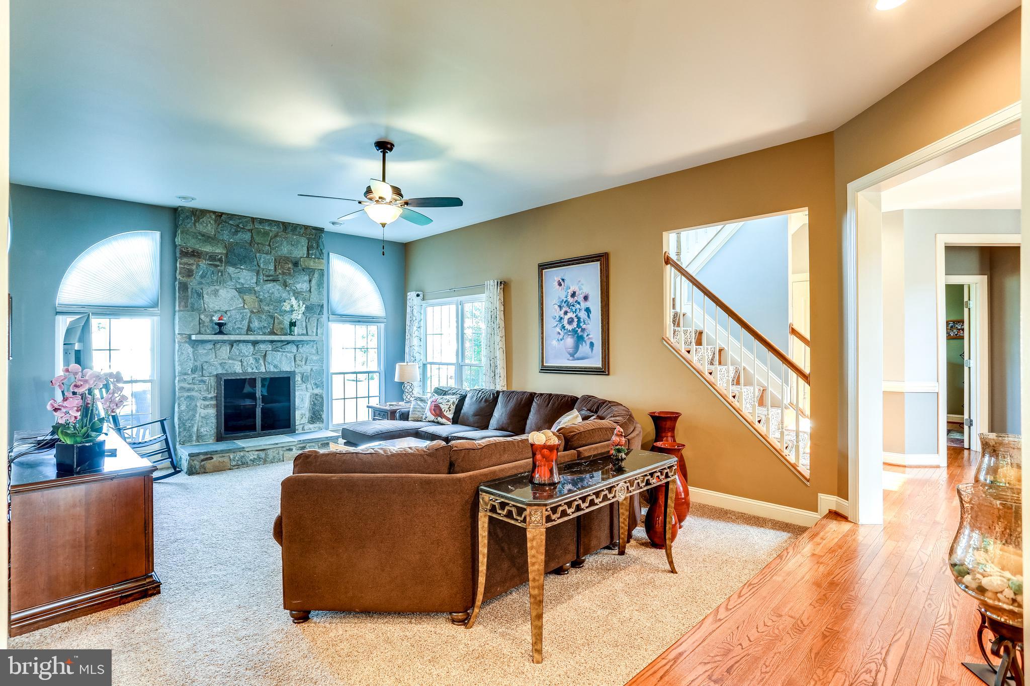 18308 Commandery Way Olney, MD 20832 - Photo 13 of 48 Family room