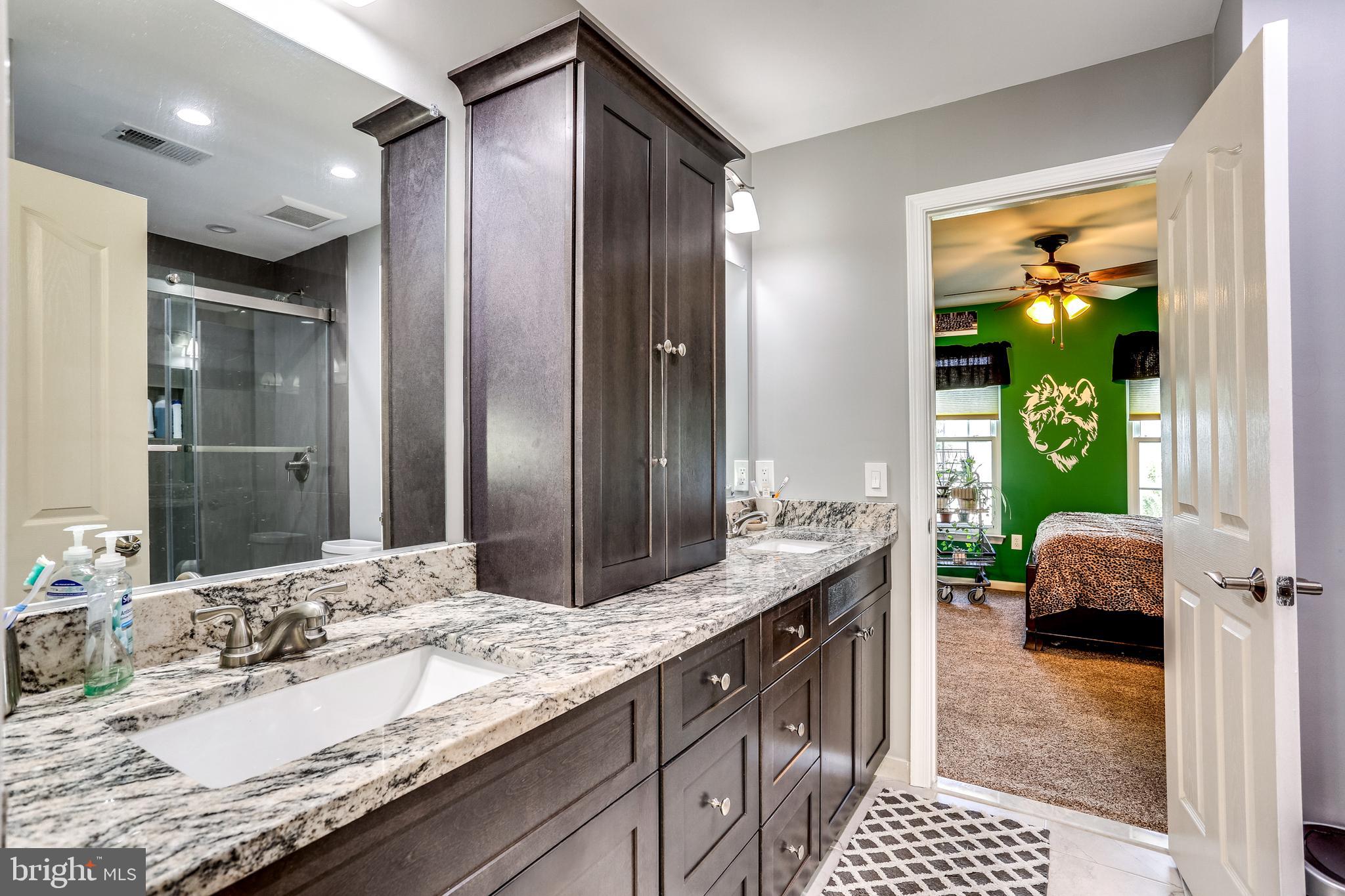 18308 Commandery Way Olney, MD 20832 - Photo 32 of 48 Jack & Jill bathroom