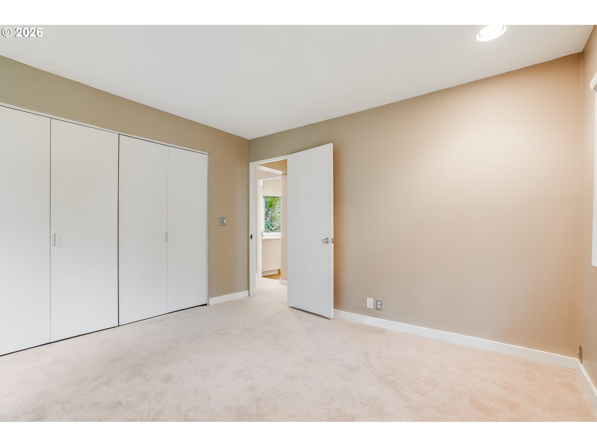 3306 Southwest Fairmount Boulevard Portland, OR 97239 - Photo 18 of 48