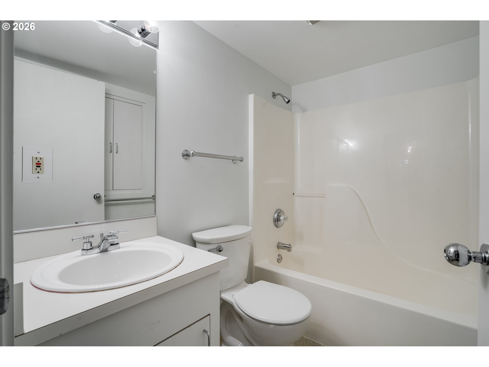 3306 Southwest Fairmount Boulevard Portland, OR 97239 - Photo 27 of 48