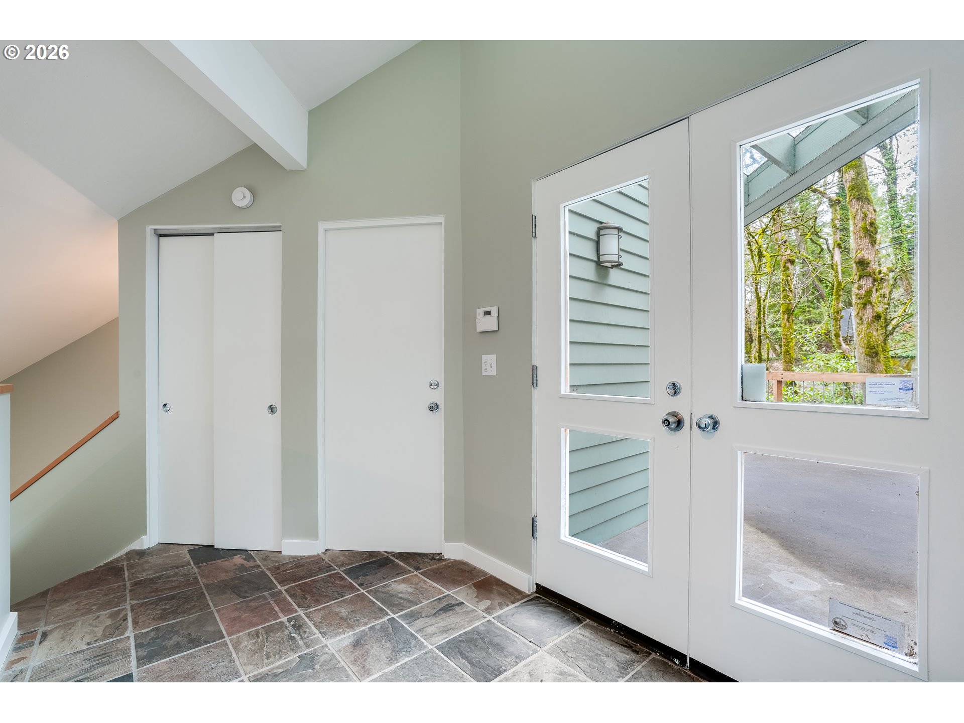 3306 Southwest Fairmount Boulevard Portland, OR 97239 - Photo 3 of 48