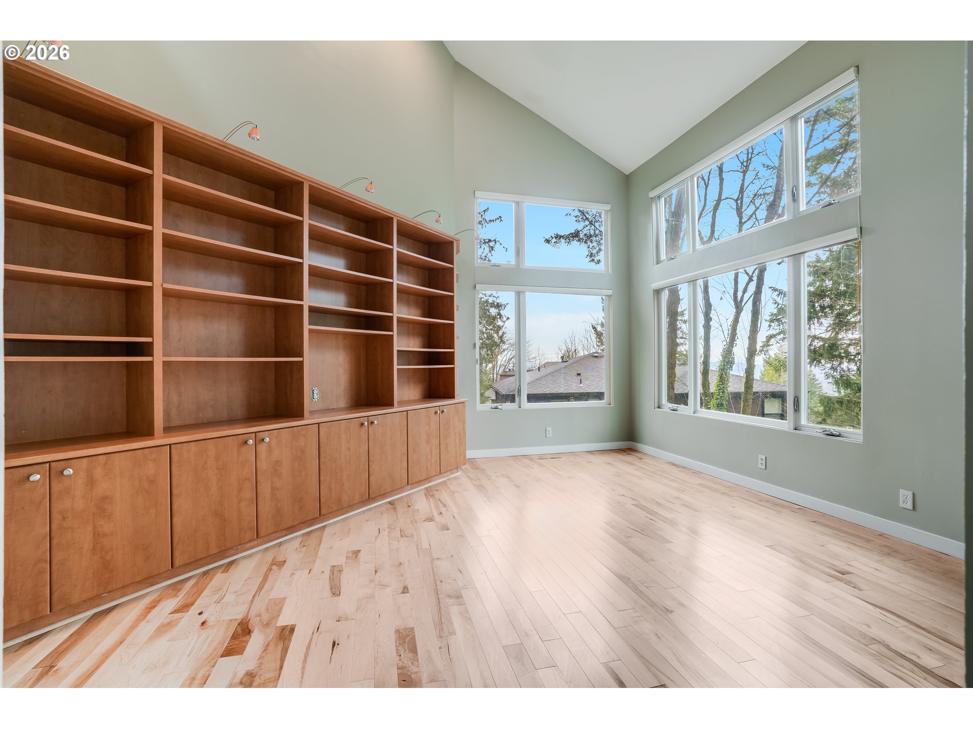 3306 Southwest Fairmount Boulevard Portland, OR 97239 - Photo 5 of 48