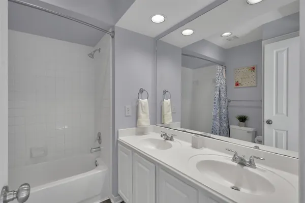 $4,000 | 59 East Autumn Branch Circle, The Woodlands, TX 77382