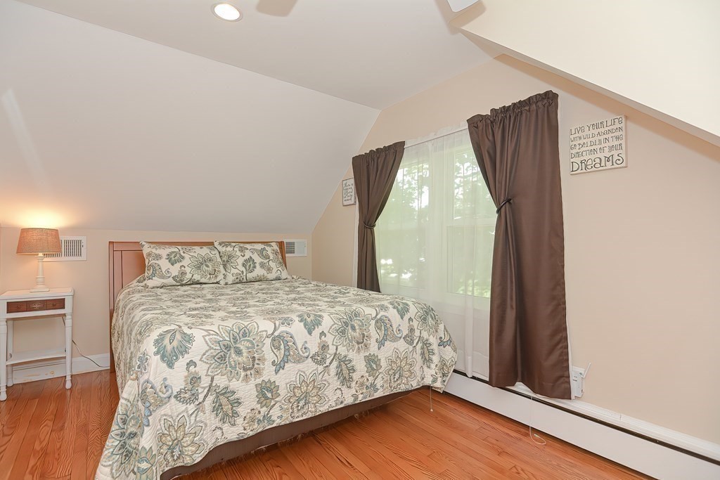 61 Cameron Road Norwood, MA 02062 - Photo 16 of 25 Gallery Image 16