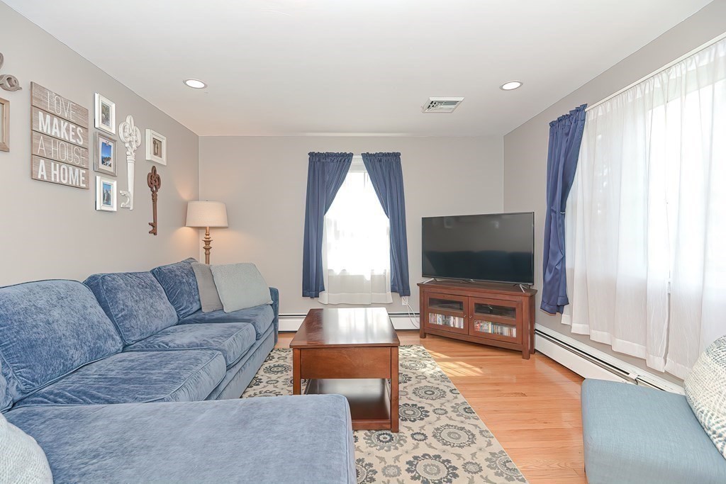 61 Cameron Road Norwood, MA 02062 - Photo 2 of 25 Gallery Image 2
