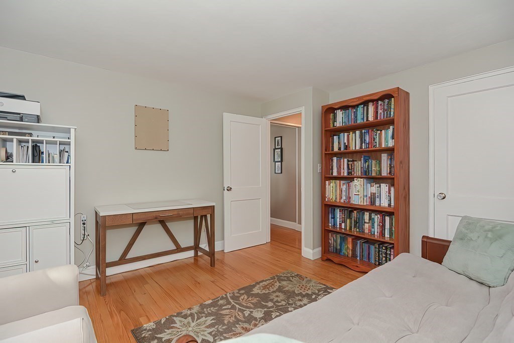 61 Cameron Road Norwood, MA 02062 - Photo 10 of 25 Gallery Image 10