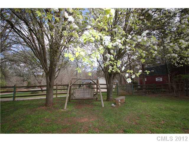 9803 Chestnut Road Marvin, NC 28173 - Photo 3 of 16 Gallery Image 3
