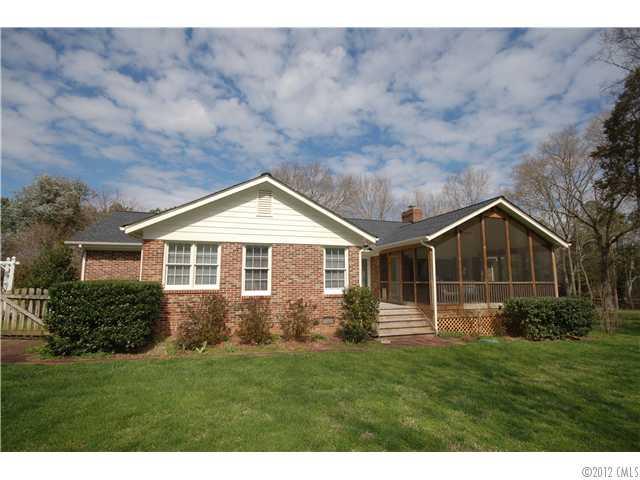 9803 Chestnut Road Marvin, NC 28173 - Photo 5 of 16 Gallery Image 5