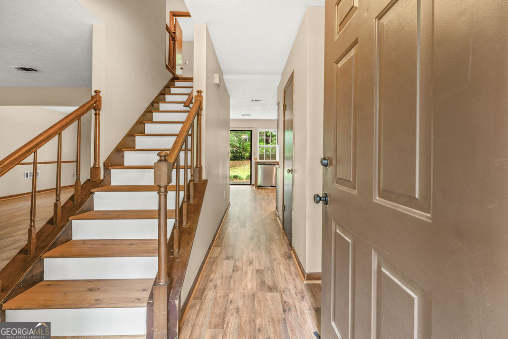 470 Waterboy Road Fairburn, GA 30213 - Photo 5 of 34