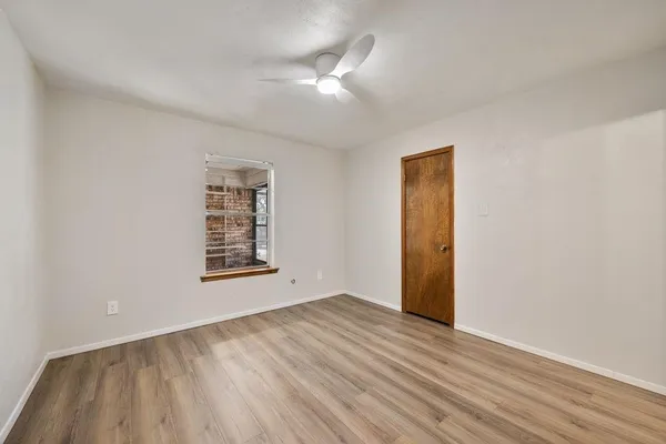 $488,000 | 409 Circleview Drive North, Hurst, TX 76054