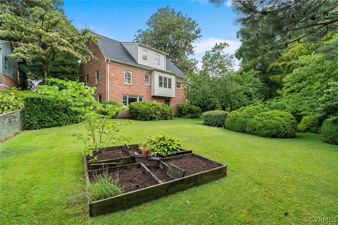 1608 Princeton Road Richmond, VA 23227 - Photo 3 of 32 Gallery Image 3