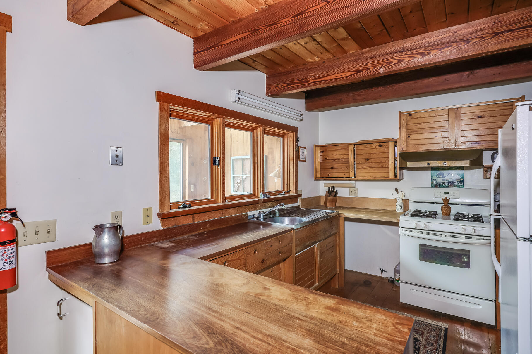 29 Eli Rogers Road Orleans, MA 02653 - Photo 6 of 44 9L4A9035