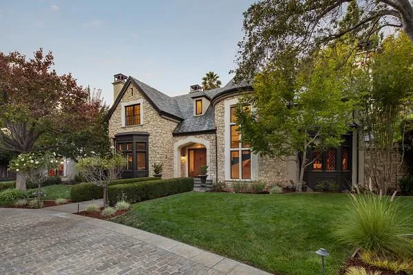 $29,800,000 | 2 Carolina Lane, Atherton, CA 94027