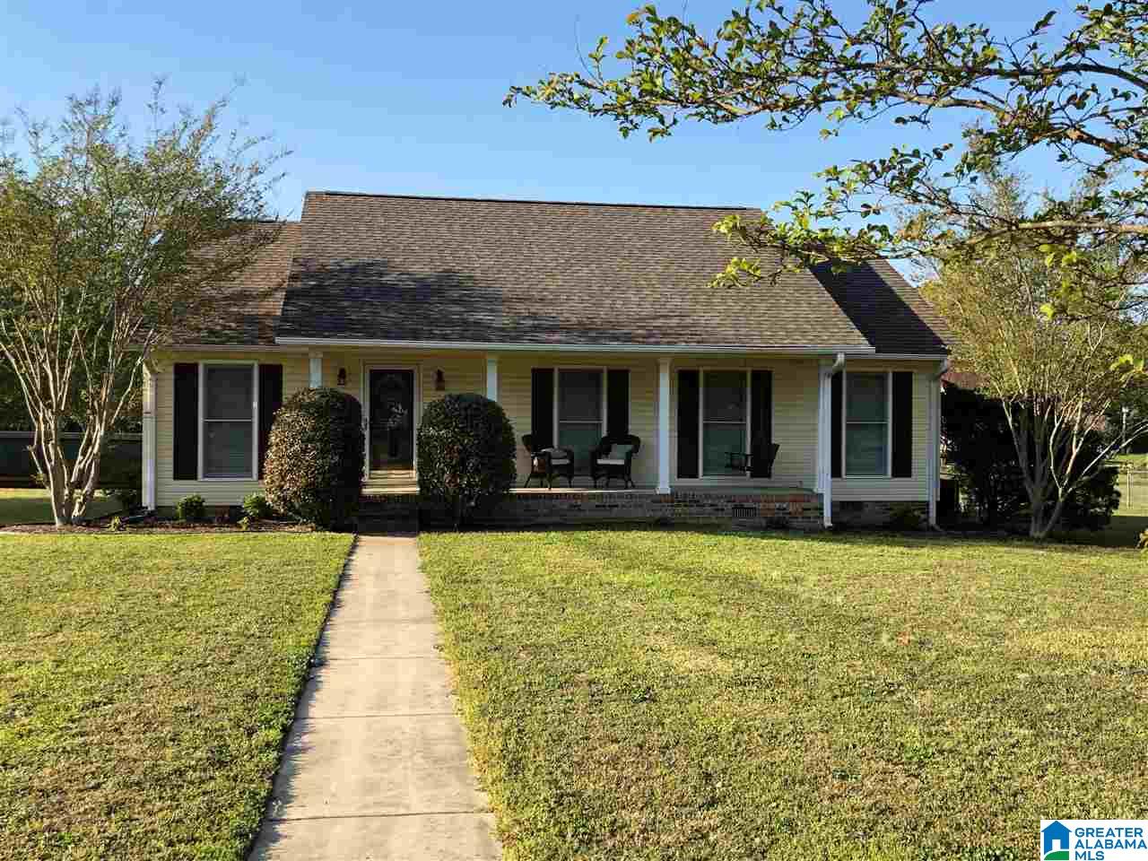 1810 Edwin Street Scottsboro, AL 35768 - Photo 1 of 32