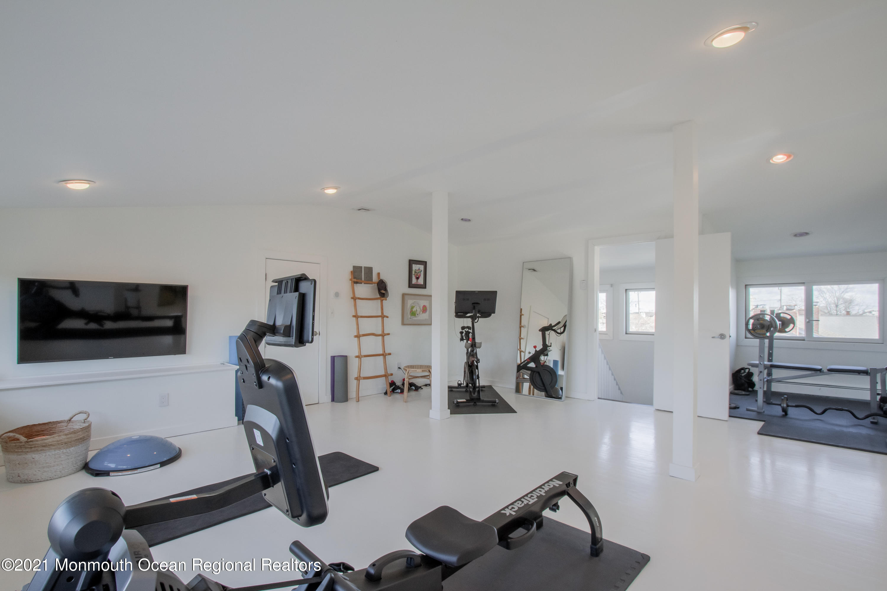 24 Washington Avenue Rumson, NJ 07760 - Photo 41 of 59 IMG_4512-HDR