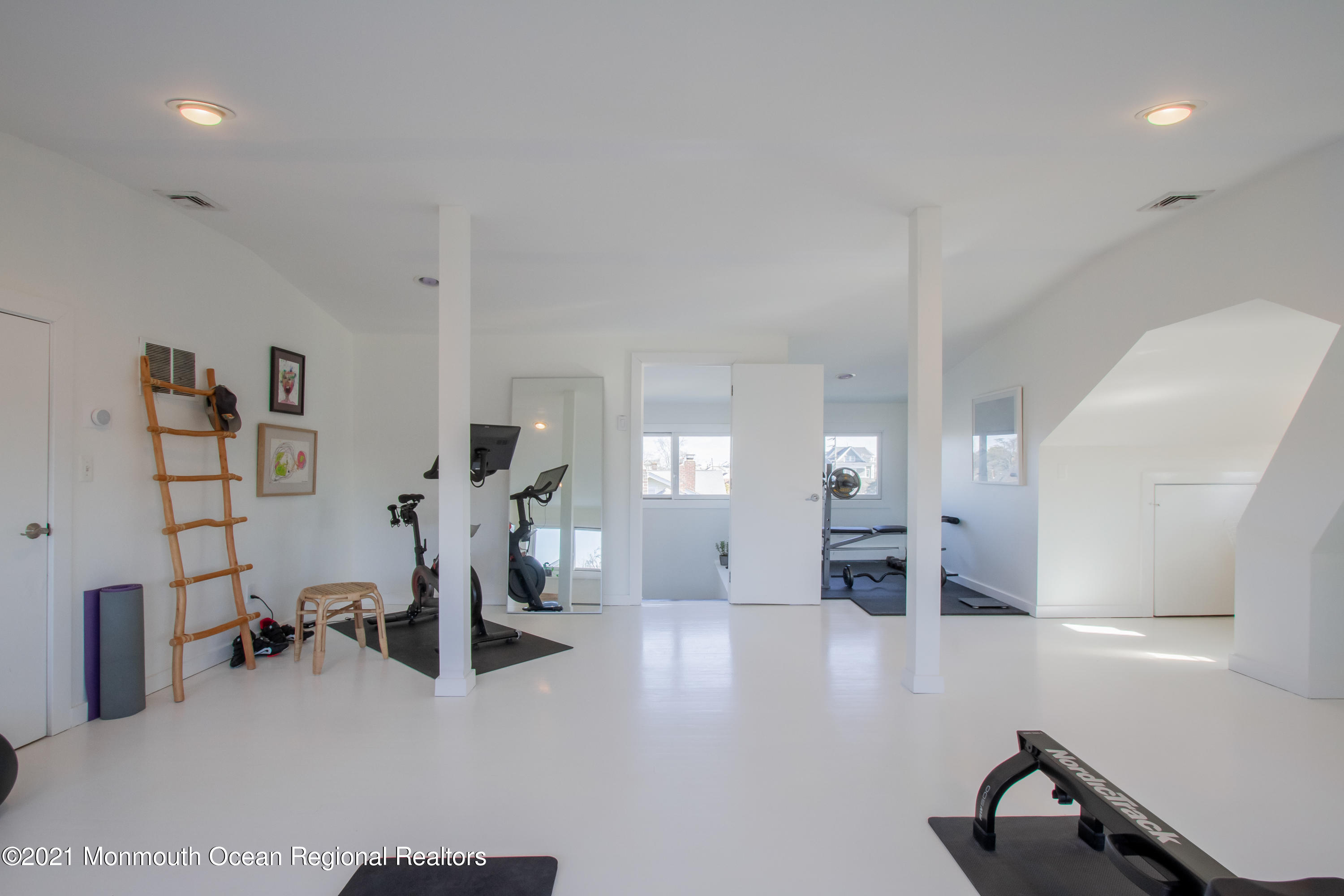 24 Washington Avenue Rumson, NJ 07760 - Photo 42 of 59 IMG_4516-HDR