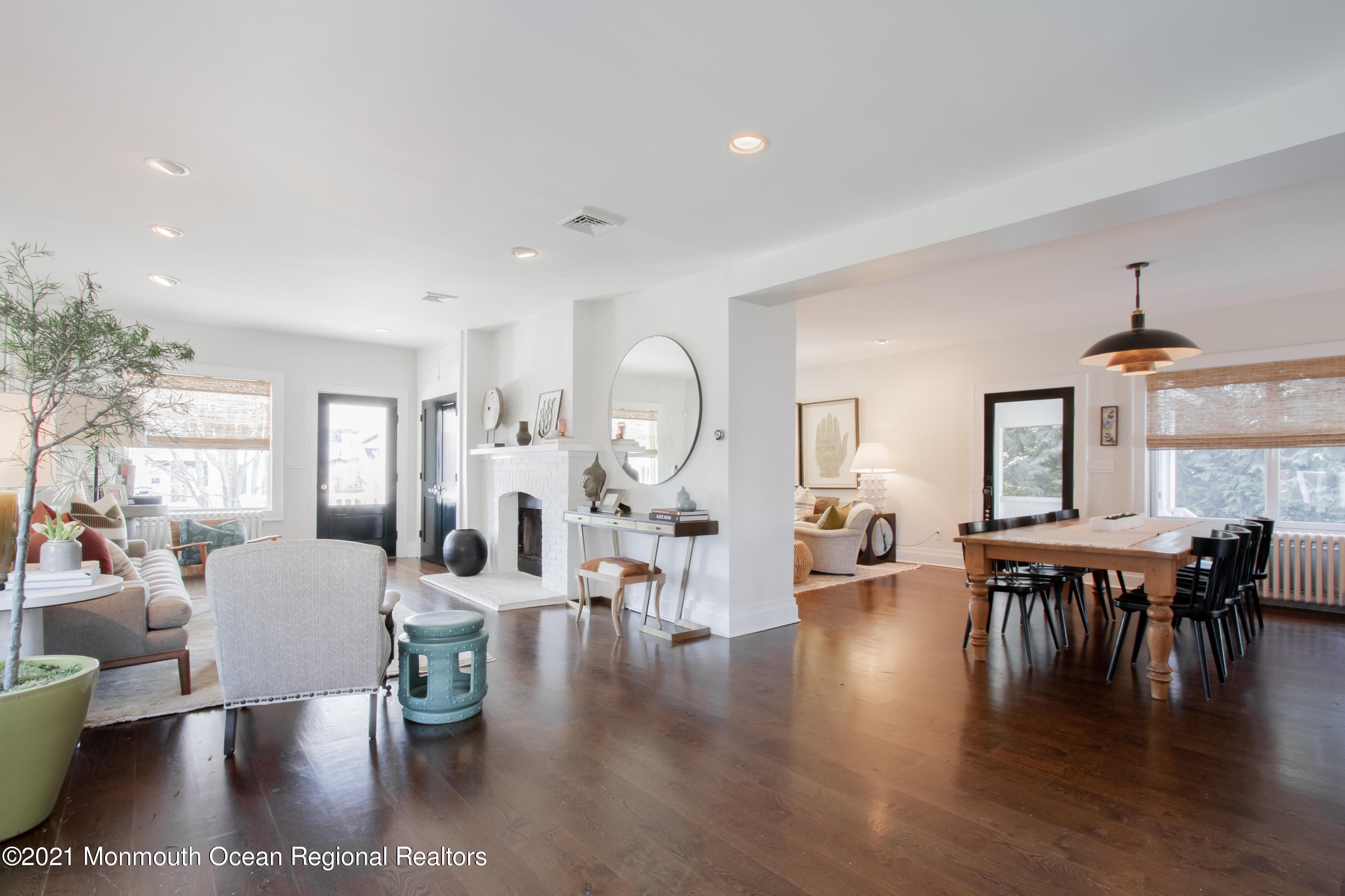 24 Washington Avenue Rumson, NJ 07760 - Photo 6 of 59 IMG_4390-HDR