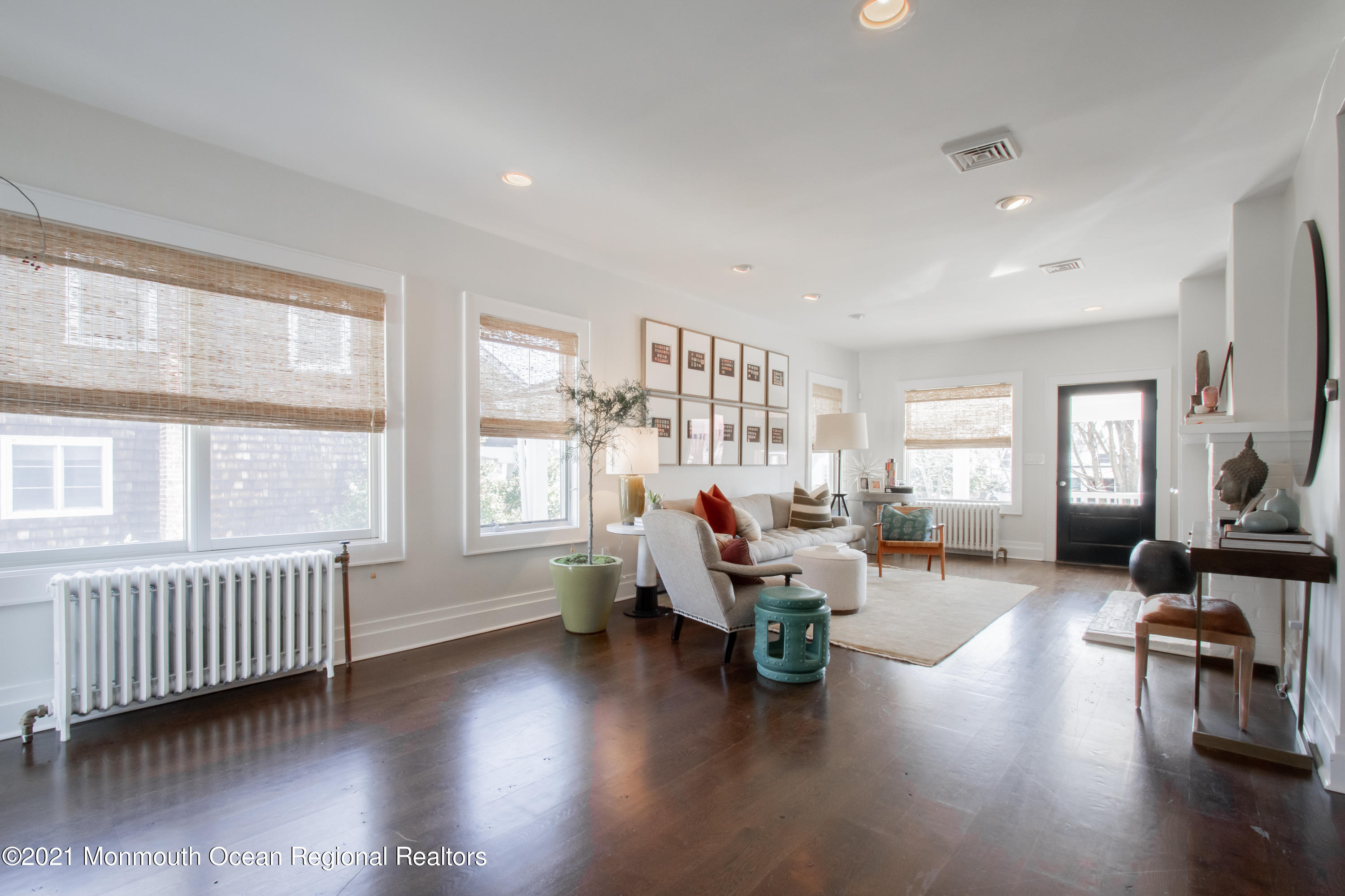 24 Washington Avenue Rumson, NJ 07760 - Photo 10 of 59 IMG_4405-HDR