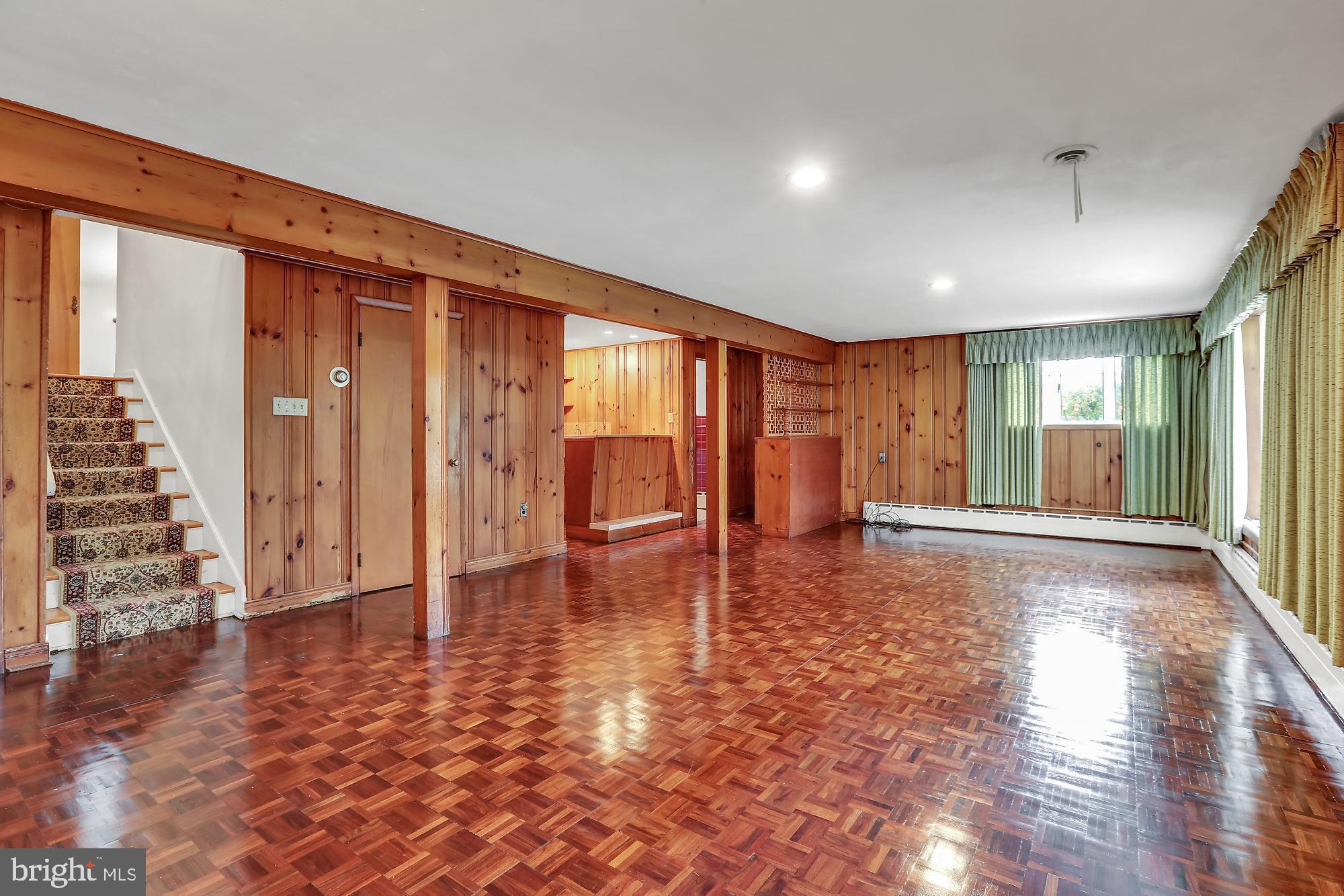 1 Hilltop Road Ewing, NJ 08638 - Photo 23 of 33 Downstairs Level with Kitchen and Bar