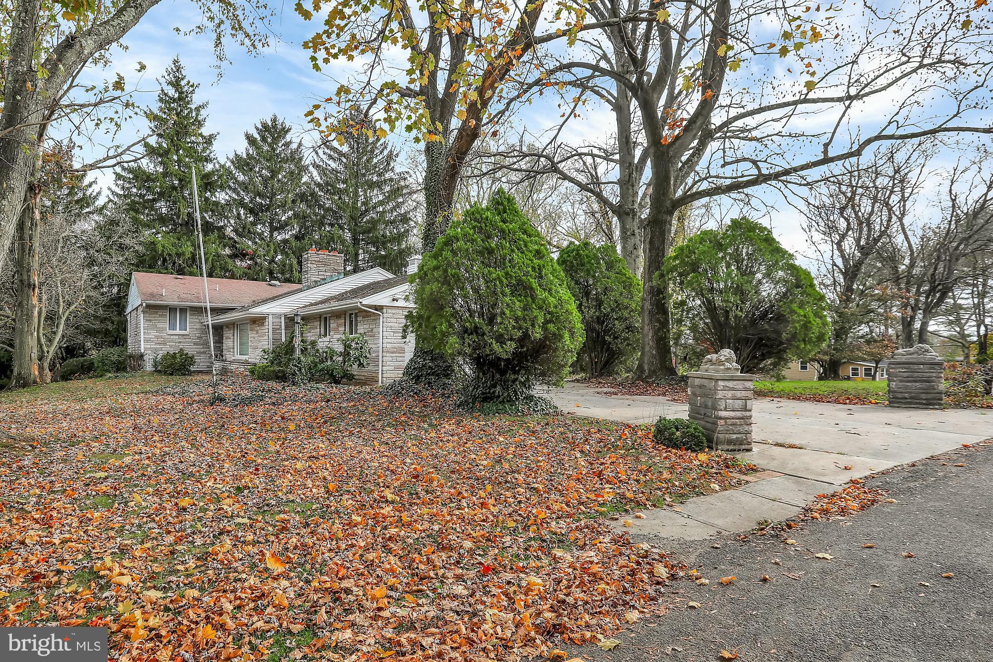 1 Hilltop Road Ewing, NJ 08638 - Photo 33 of 33 Driveway/Garage