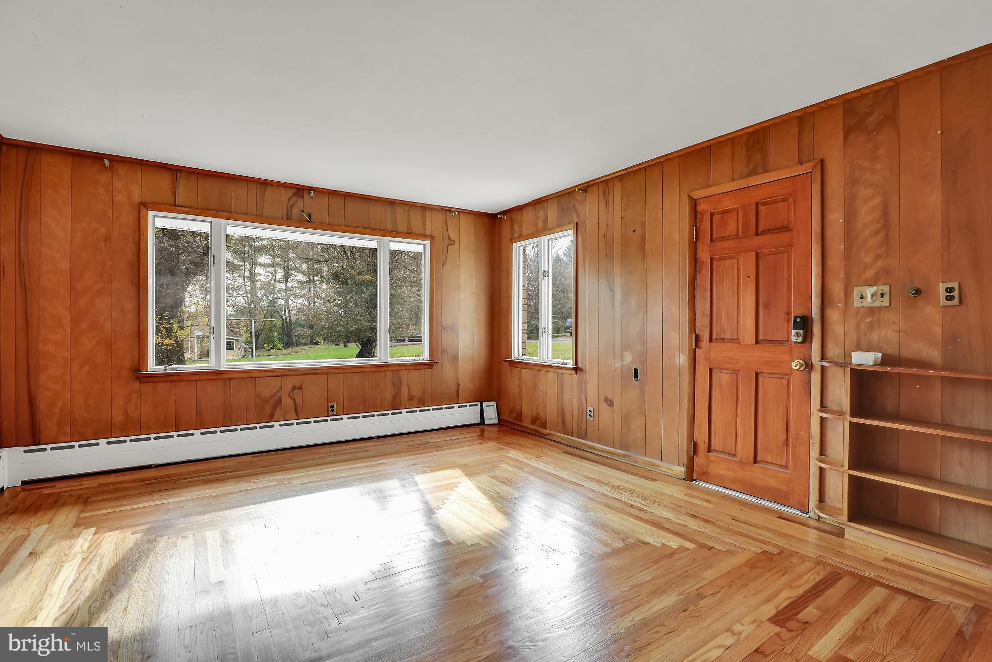 1 Hilltop Road Ewing, NJ 08638 - Photo 9 of 33 Dining Room