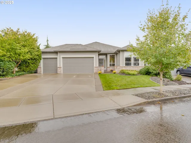 $785,000 | 17711 Northeast 25th Street, Vancouver, WA 98684