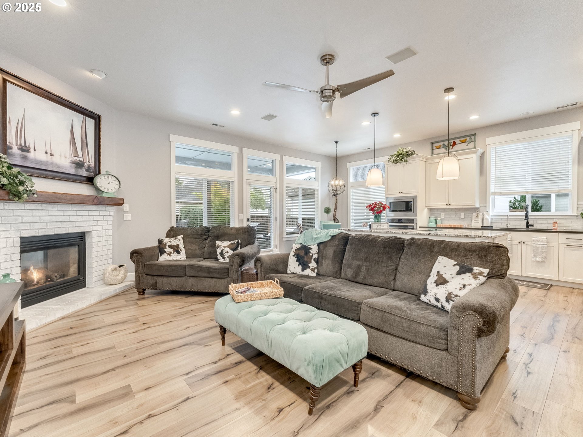 17711 Northeast 25th Street Vancouver, WA 98684 - Photo 16 of 47 Fireplace Gas