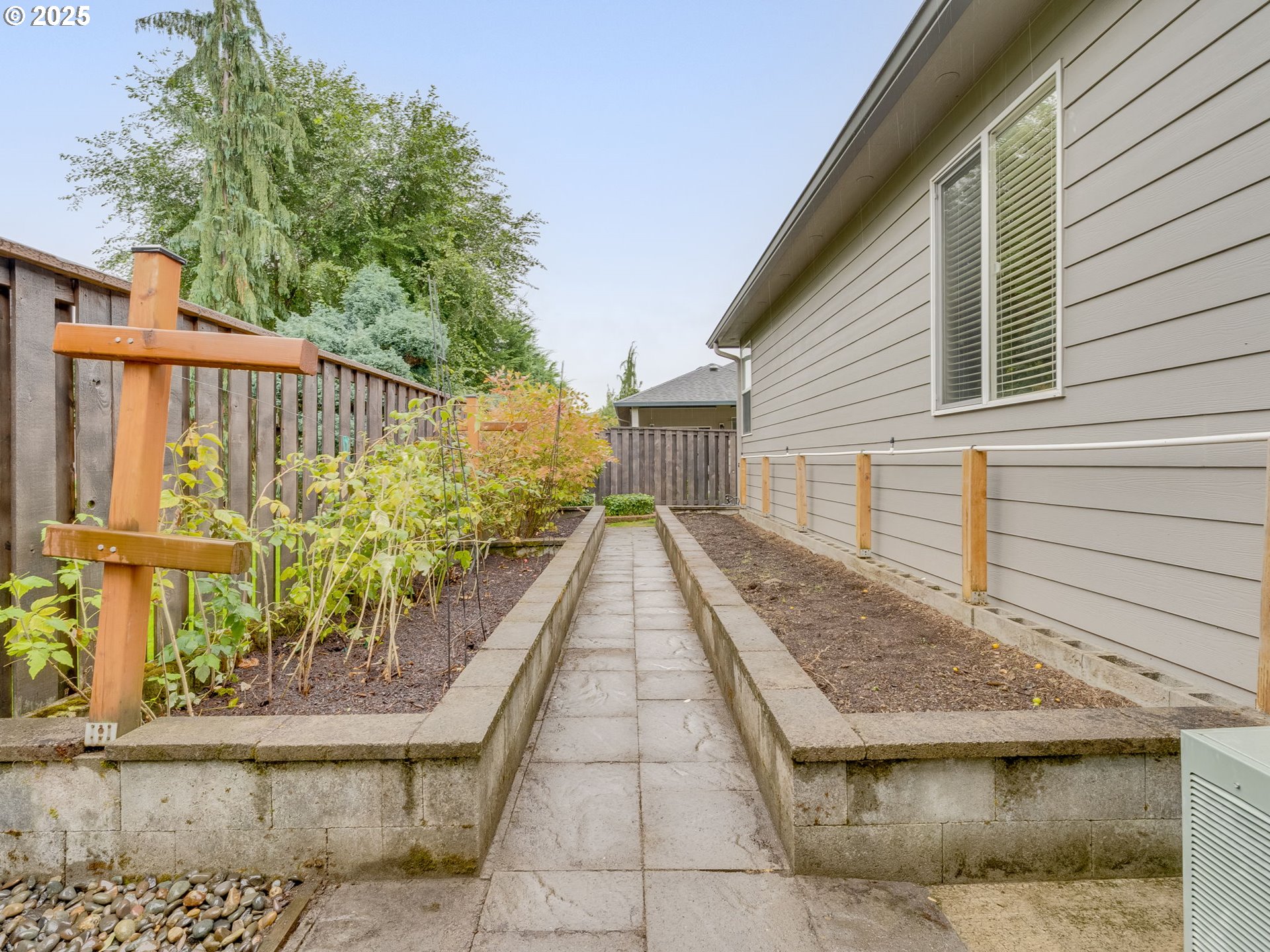 17711 Northeast 25th Street Vancouver, WA 98684 - Photo 37 of 47 Yard