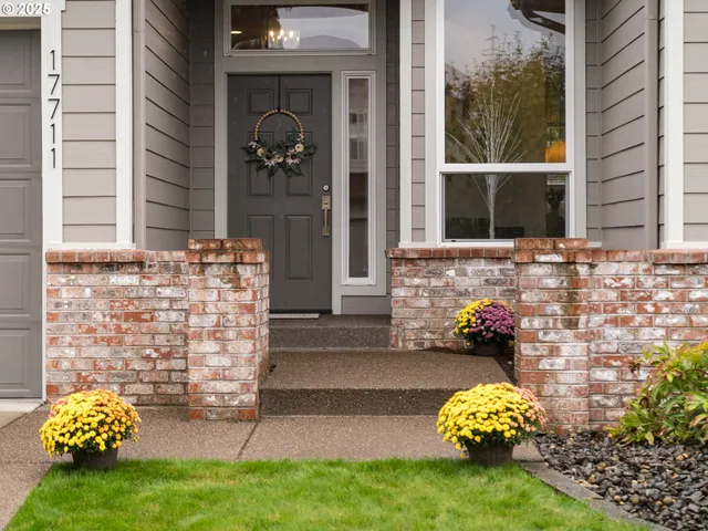 $785,000 | 17711 Northeast 25th Street, Vancouver, WA 98684