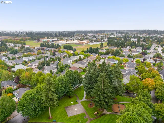 $785,000 | 17711 Northeast 25th Street, Vancouver, WA 98684