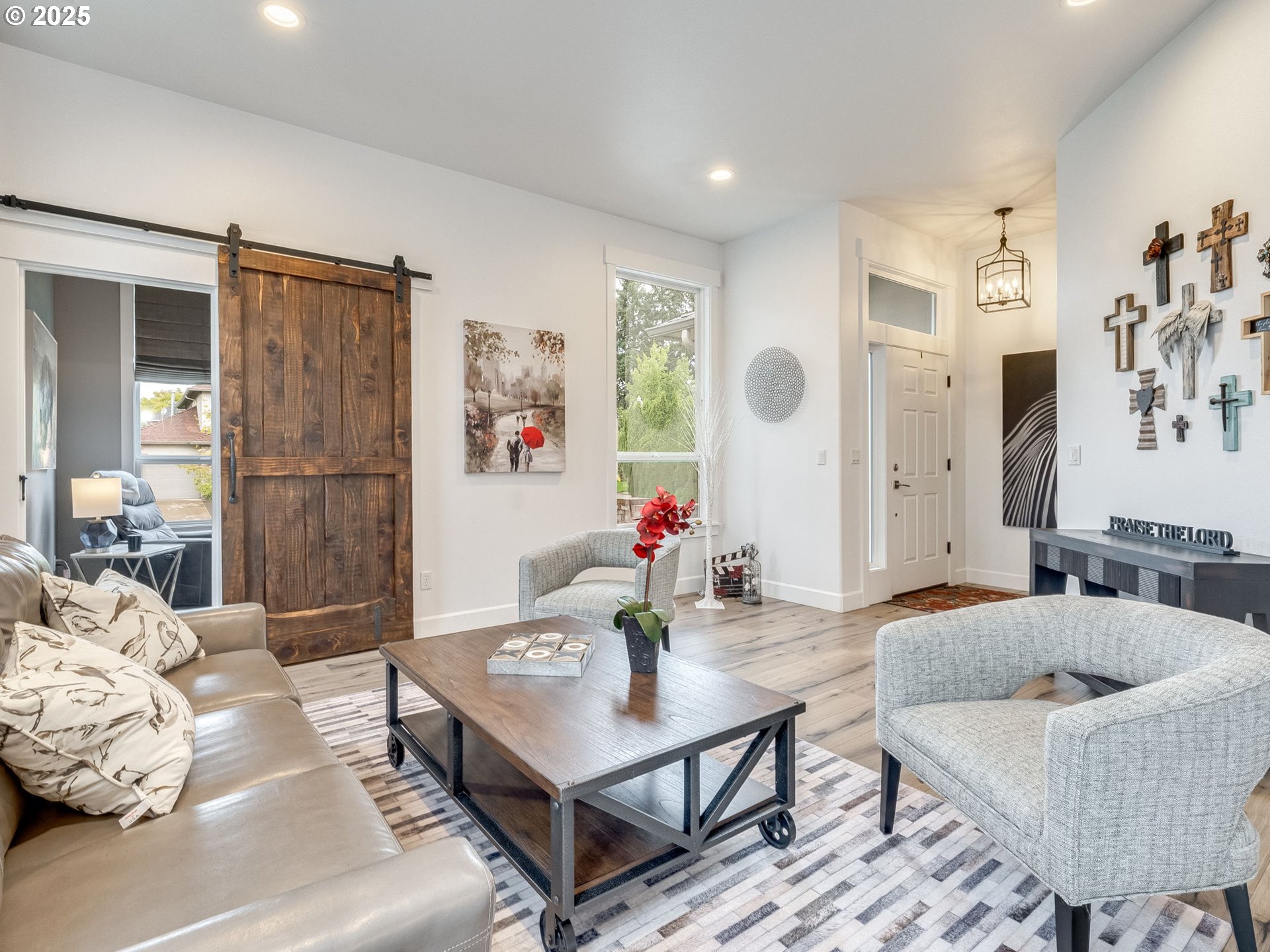 17711 Northeast 25th Street Vancouver, WA 98684 - Photo 6 of 47 Living Room/Dining Room