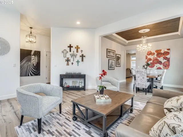 $785,000 | 17711 Northeast 25th Street, Vancouver, WA 98684