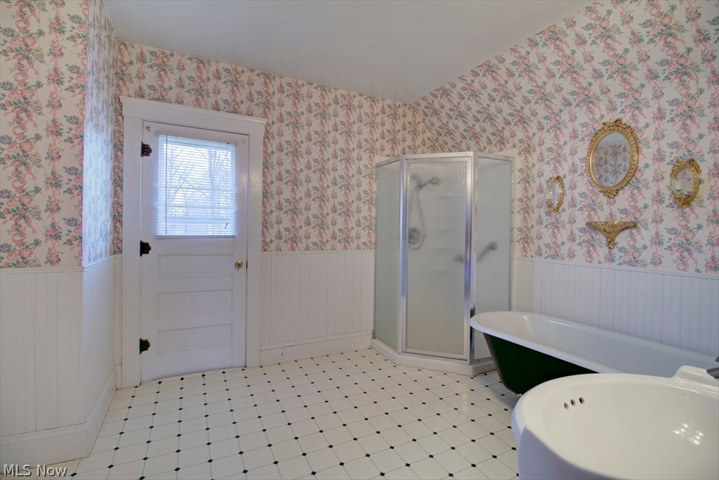 4816 Snow Road Cleveland, OH 44134 - Photo 15 of 31