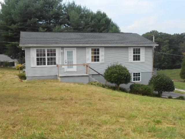 170 Rising Lane La Follette, TN 37766 - Photo 1 of 10 DSCN3153