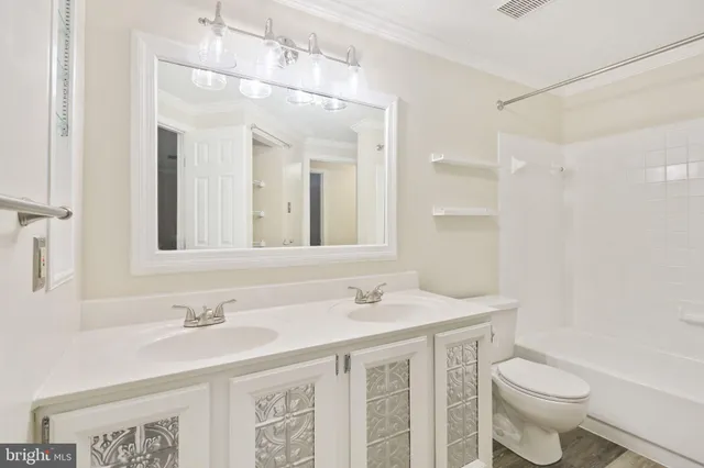 $200,000 | 201 Oak Leaf Circle, Unit 201L, Abingdon, MD 21009