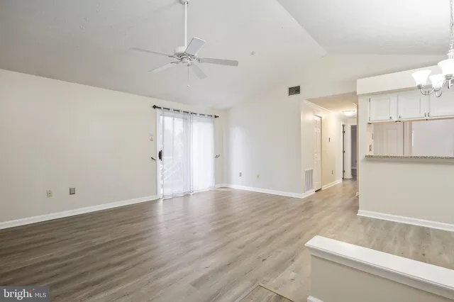 $200,000 | 201 Oak Leaf Circle, Unit 201L, Abingdon, MD 21009