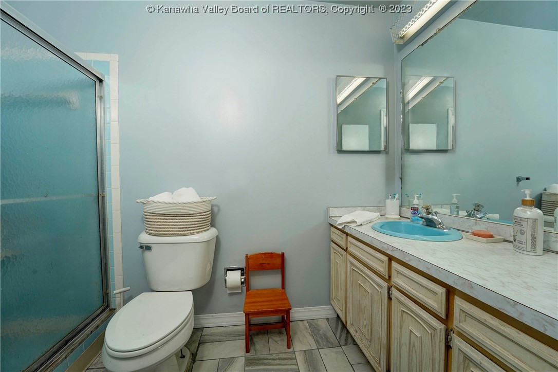 1014 Valley Road Charleston, WV 25302 - Photo 20 of 28 Gallery Image 20