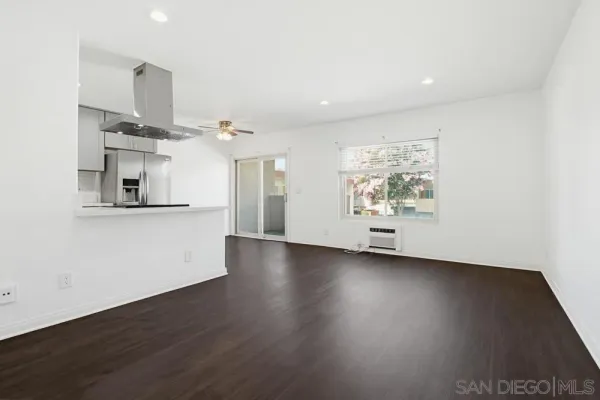 $359,000 | 9598 Carroll Canyon Road, Unit 266, San Diego, CA 92126