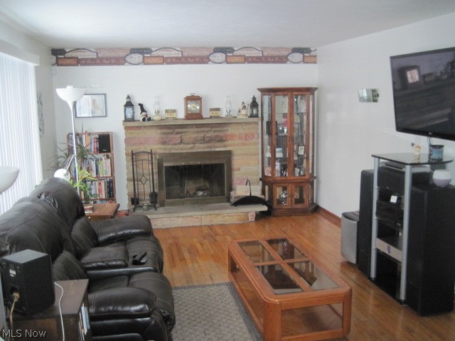 1225 Deforest Road Southeast Warren, OH 44484 - Photo 5 of 21 Gallery Image 5