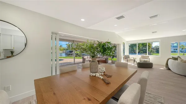 $3,000,000 | 339 Treasure Boat Way, Sarasota, FL 34242