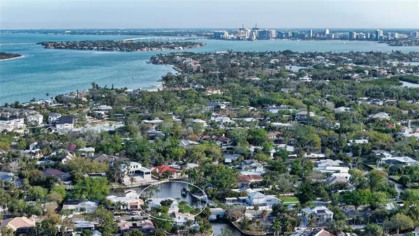 $3,000,000 | 339 Treasure Boat Way, Sarasota, FL 34242