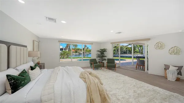 $3,000,000 | 339 Treasure Boat Way, Sarasota, FL 34242